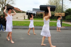 A E Les Annees 9 * 5184 x 3456 * (9.79MB)